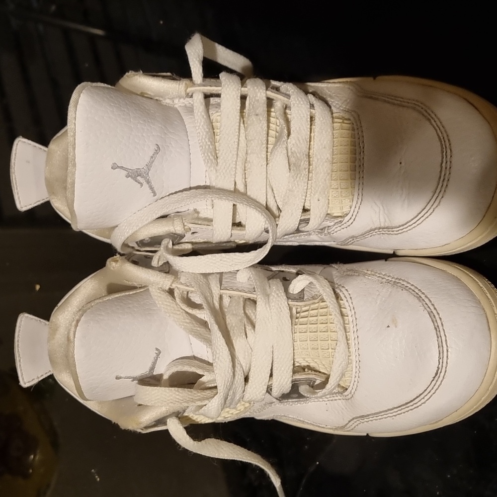 Jordan 4 Retro